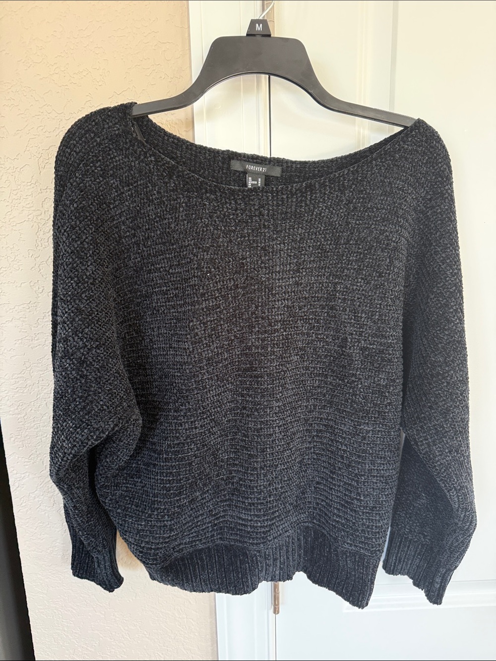 Forever 21 Black Knit Scoop Neck Sweater